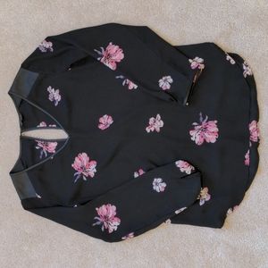 Dynamite Floral Blouse